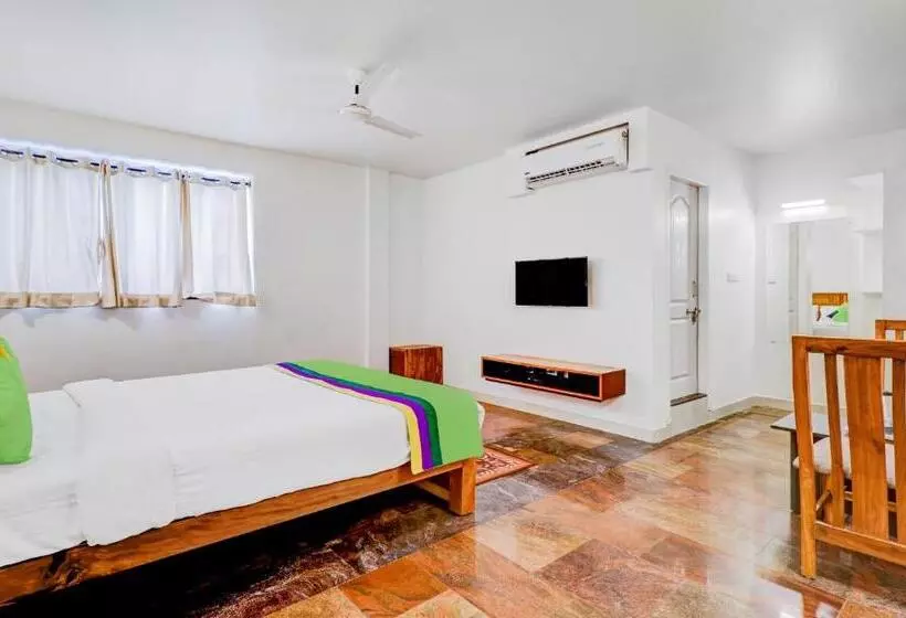 Hotelli Treebo Benaka Residency