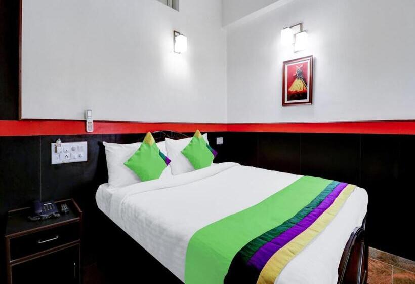 فندق Treebo Benaka Residency