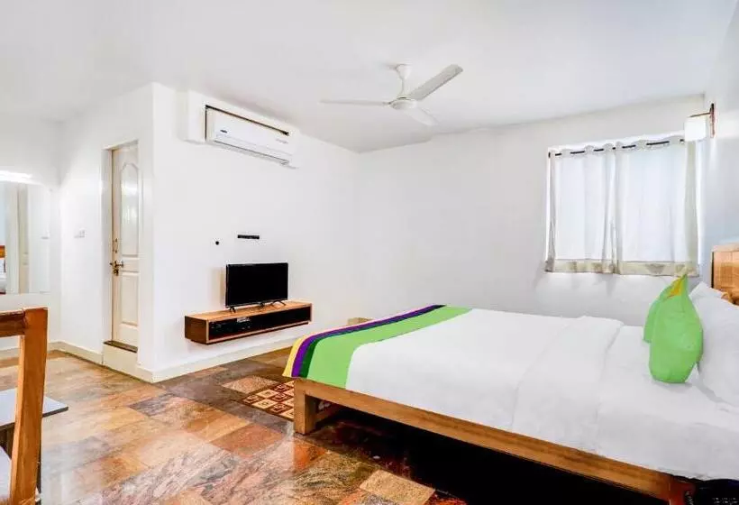 Hotelli Treebo Benaka Residency