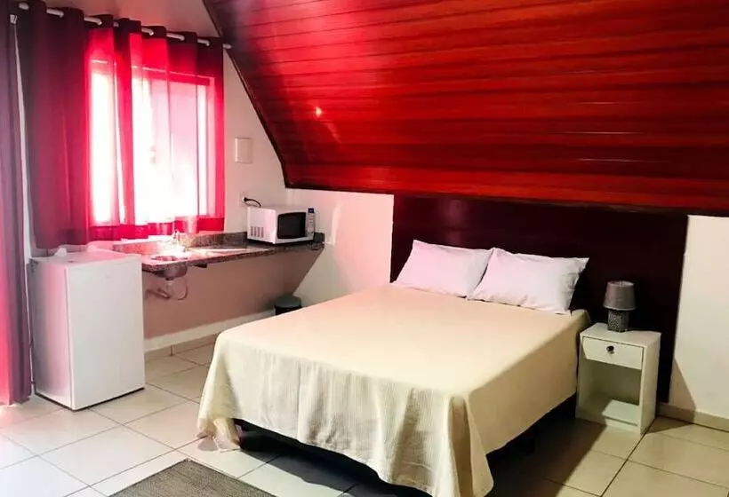 ペンション Espaço Chalé Cereja