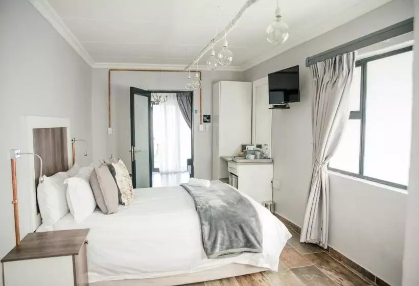 ペンション The Perfect Corner Guesthouse