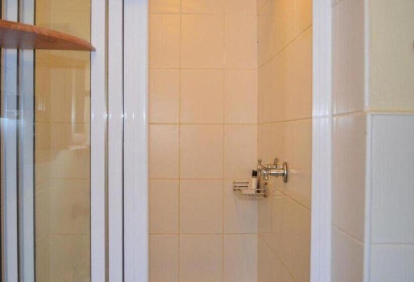 צימר The Riverhouse Guesthouse