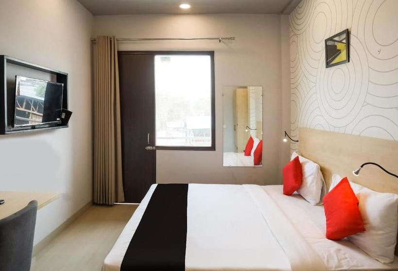 酒店 Capital O71126 Signature