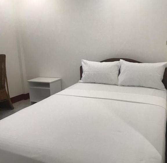 בית מלון כפרי Casa Vista Blanca Inn