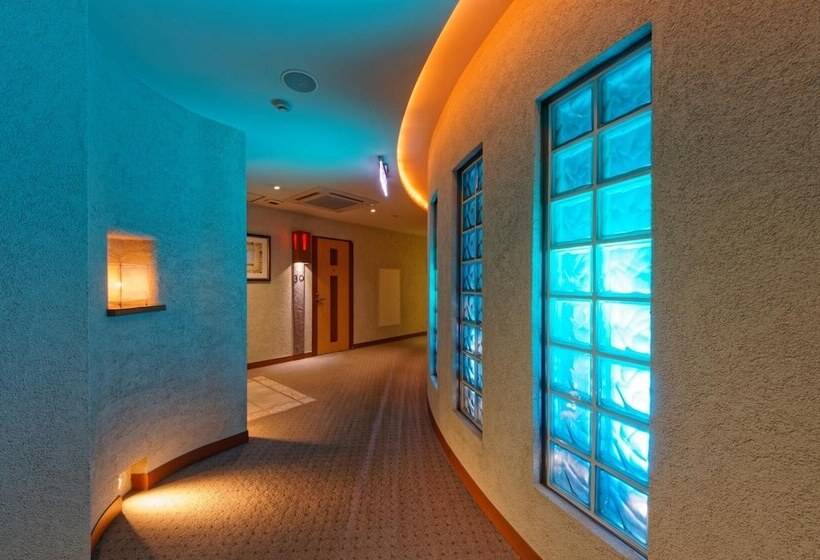 فندق Noon Adults Only