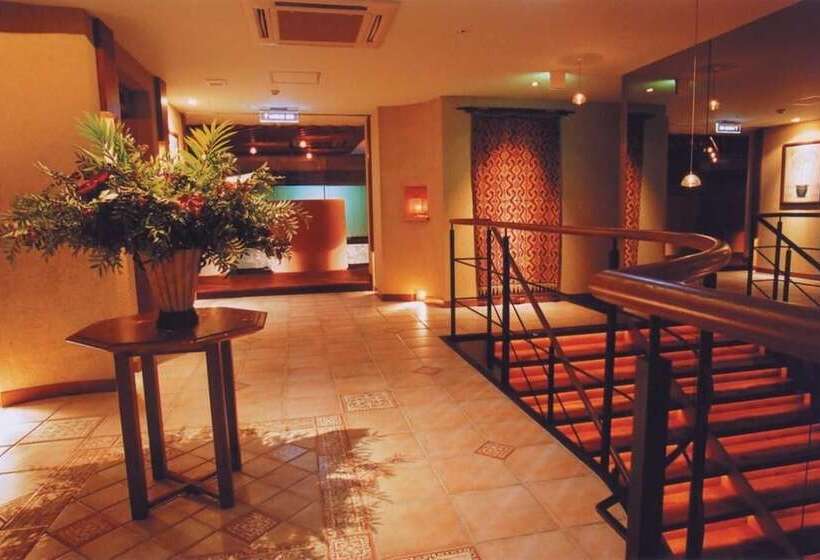 فندق Noon Adults Only