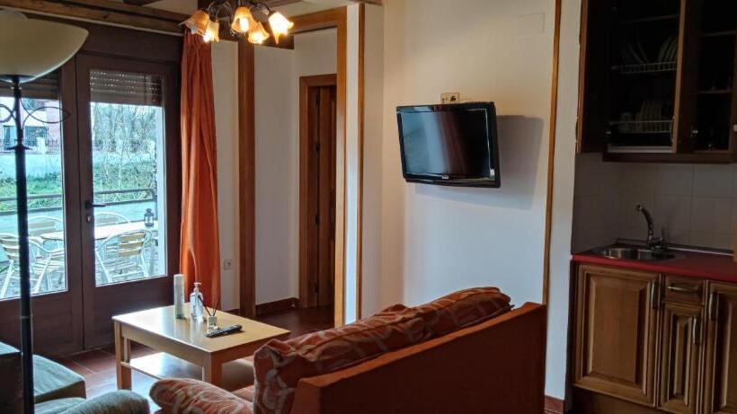 فندق ريفى Mirador Del Vadillo