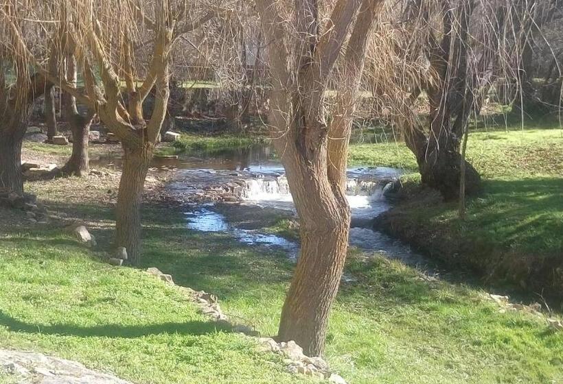 فندق ريفى Mirador Del Vadillo