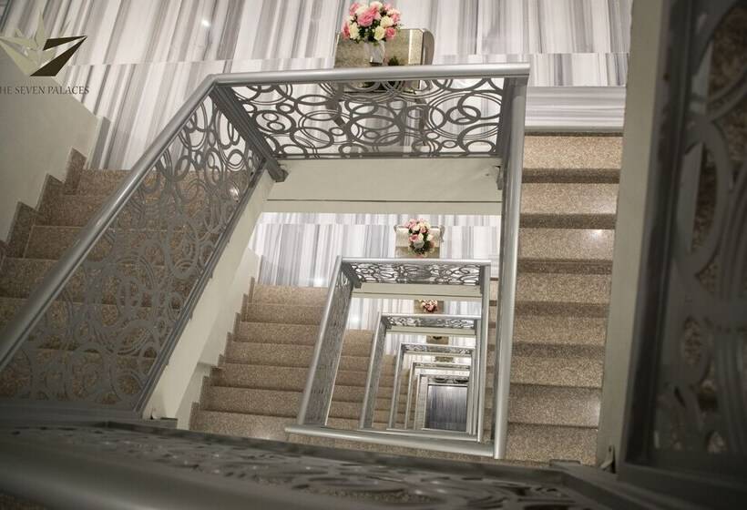 Hotel Seven Palaces