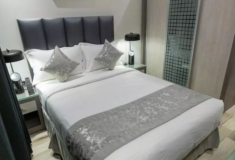 Hotelli Seven Palaces