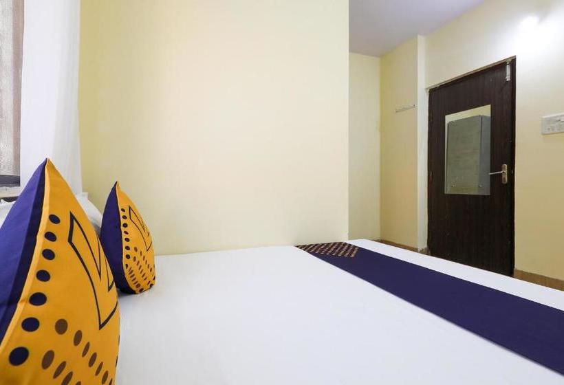 هتل Spot On 68508 Kanishk