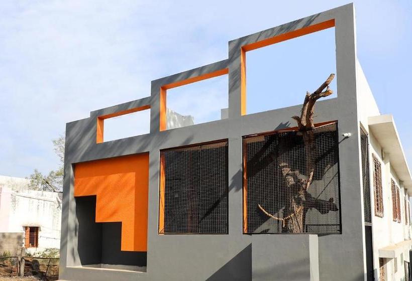 هتل Spot On 68508 Kanishk