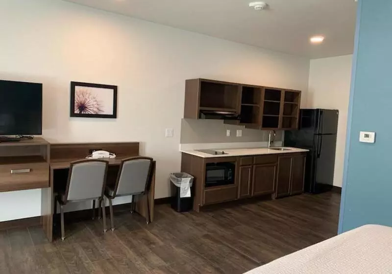 Hotelli Candlewood Suites Pecos, An Ihg