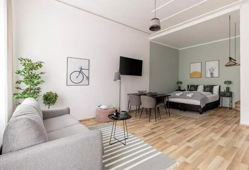 Limehome Villach Kirchenplatz