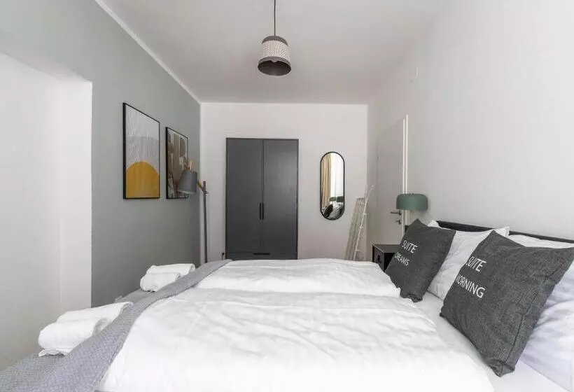 Limehome Villach Kirchenplatz