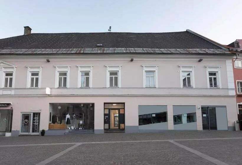 Limehome Villach Kirchenplatz