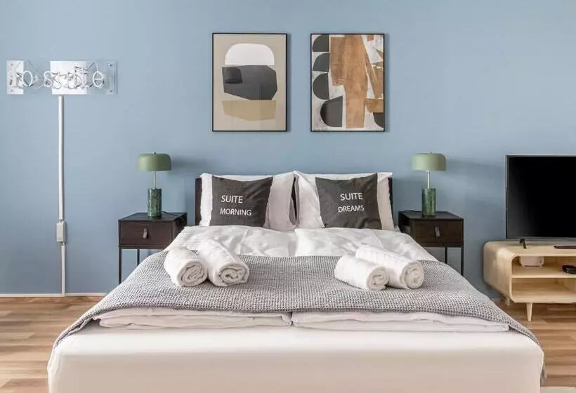 Limehome Villach Kirchenplatz