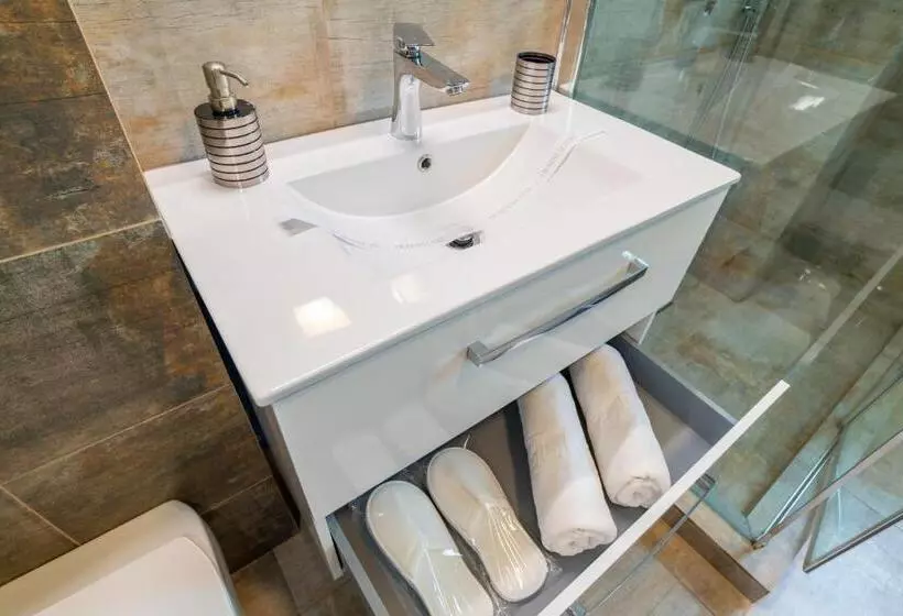 Tci Apartments