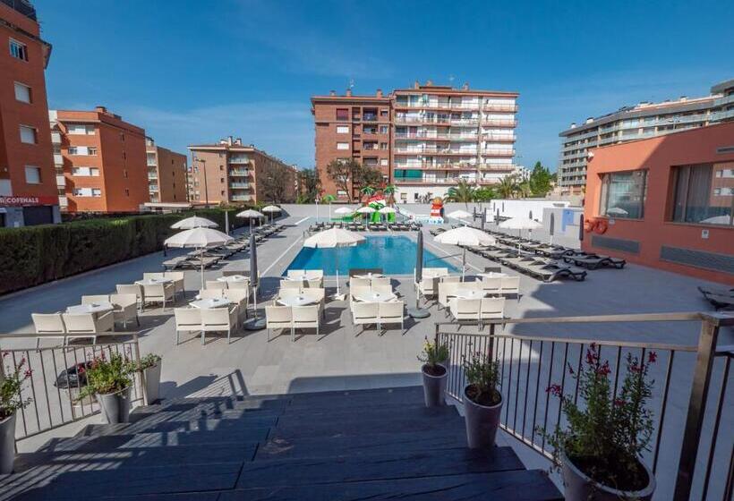 هتل Fenals Garden