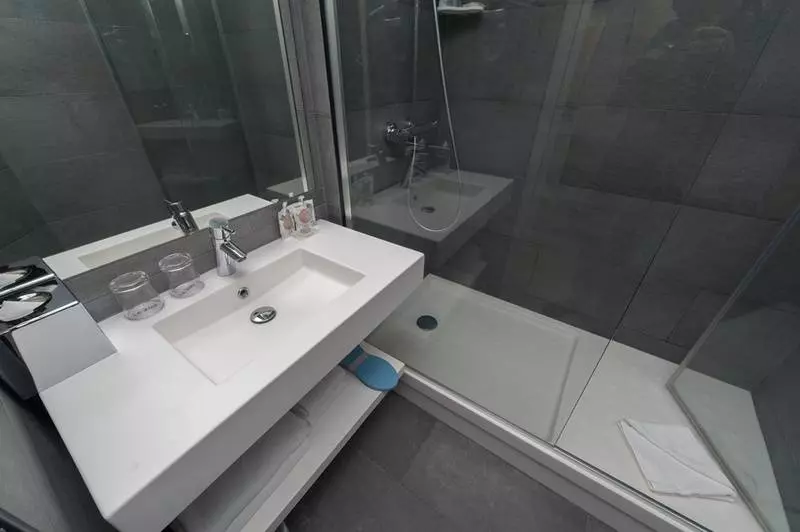 هتل Hôtel Le 209 Paris Bercy