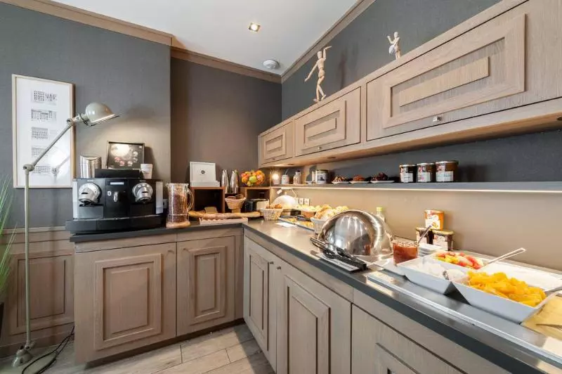 هتل Hôtel Le 209 Paris Bercy