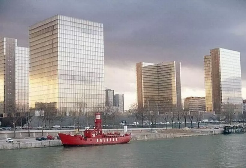 ホテル Villa Lutece Port Royal