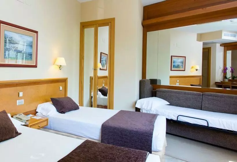 ホテル Vp Jardin De Tres Cantos