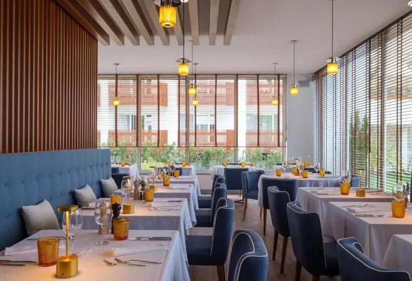 Malibu Foz Hotel La Maison Younan