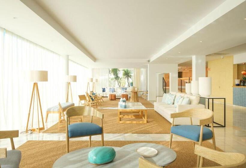 Malibu Foz Hotel   La Maison Younan