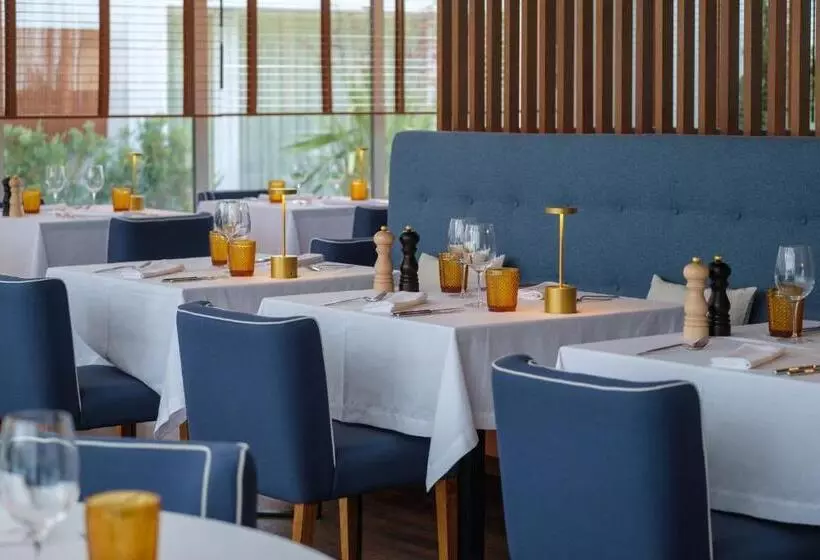 Malibu Foz Hotel La Maison Younan