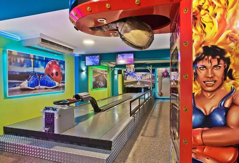 Sunset Beach Club Hotel Apartments