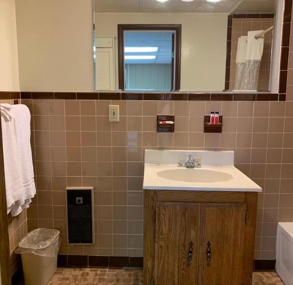 ホテル Cloud 9 Inn & Suites Lake George