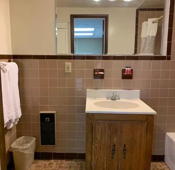 Hotelli Cloud 9 Inn & Suites Lake George