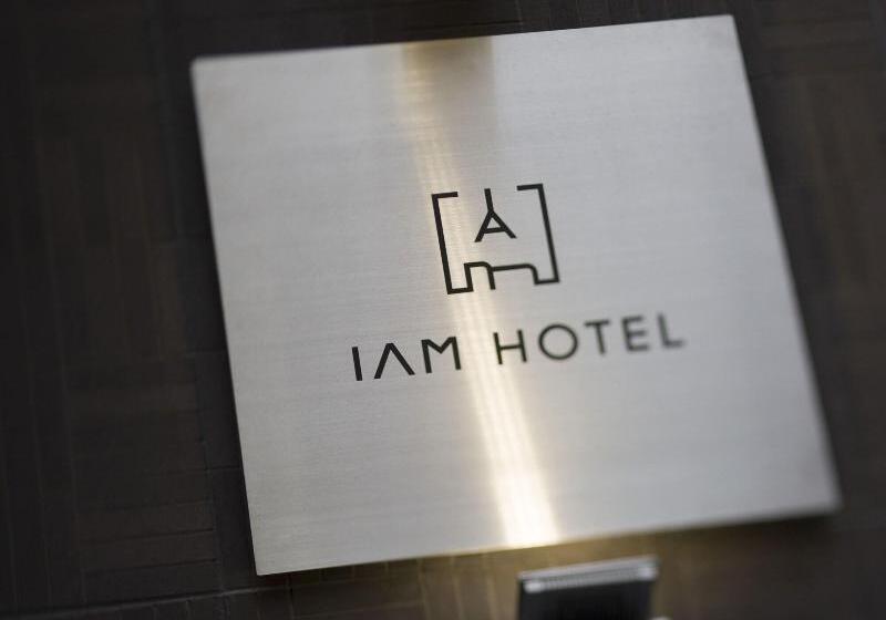 Отель Iam