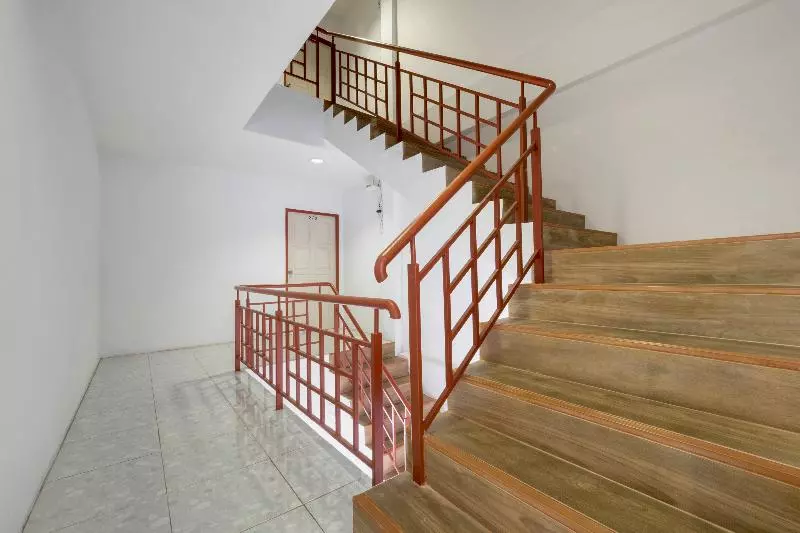 Hotelli Oyo 698 Pattaya City