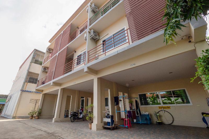 فندق Oyo 698 Pattaya City