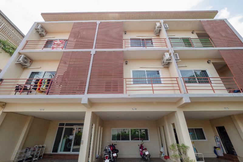 فندق Oyo 698 Pattaya City