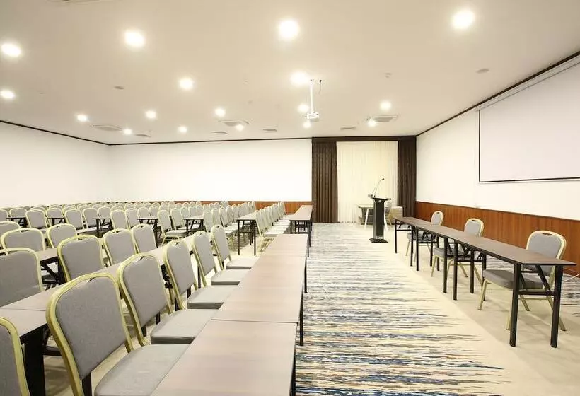 هتل Sahid Zarafshon Bukhara