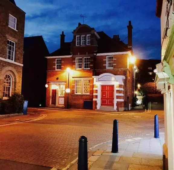 Majatalo The Old Post Office Boutique Guesthouse