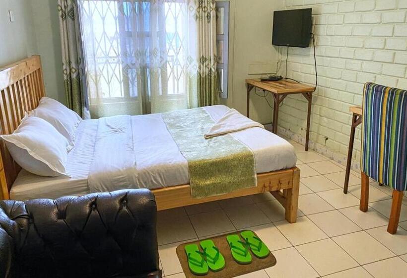 Pensione Tulia Lodge