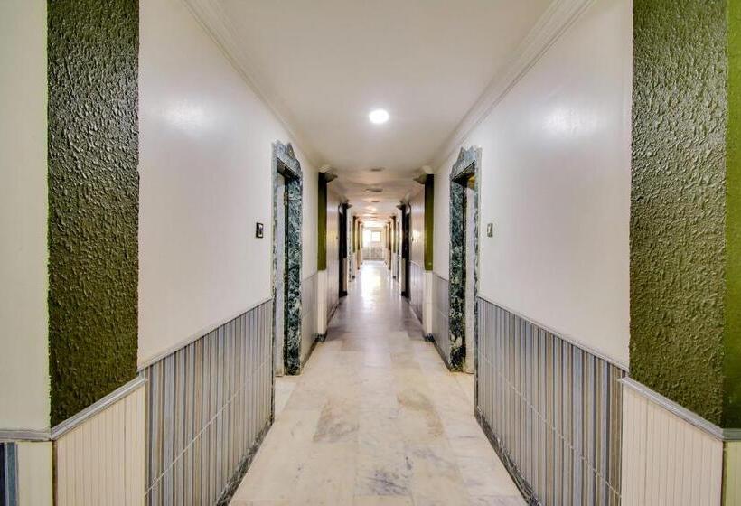 Spot On Hotel Green Valley