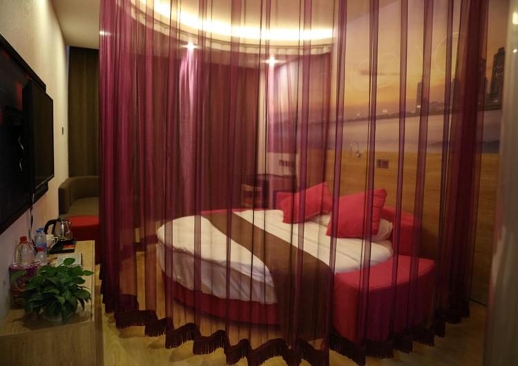 Thank Inn Chain Hotel Hubei Wuhan Caidian District Lianhua Lake Avenue