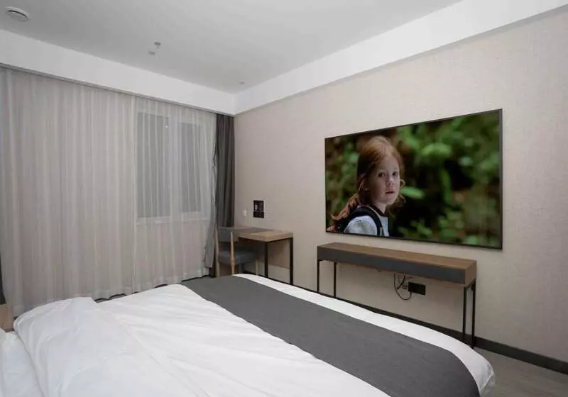 Thank Inn Plus Hotel Shandong Qingdao Licang Wan Nianquan Road