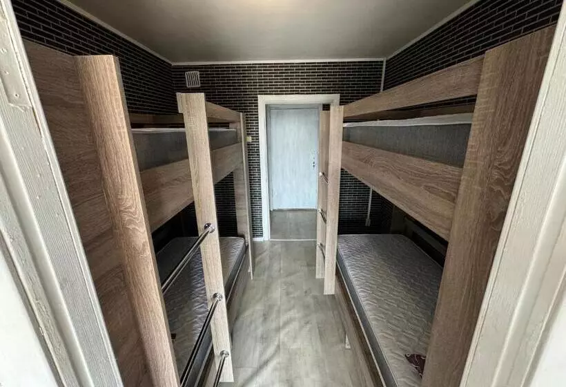 Hotelli готель на автовокзалі