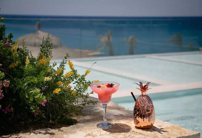 هتل Empire Beach Resort Adults Only