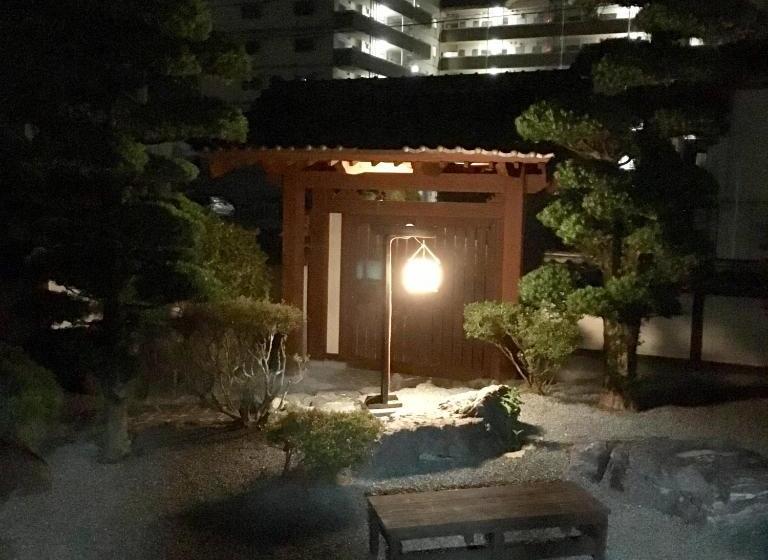 Pension (Hôtel basse catégorie) まるで一国一城の主 佐藤邸