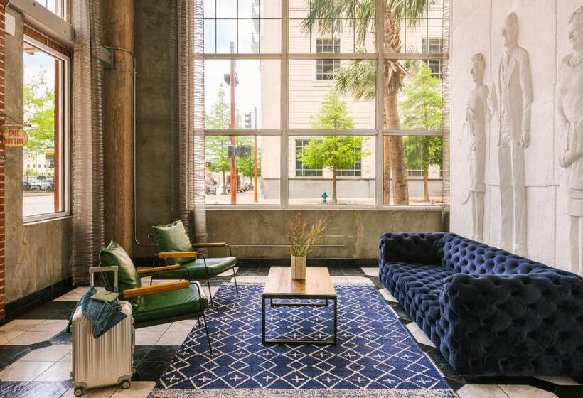 Reside Houston Downtown, A Wyndham Residence