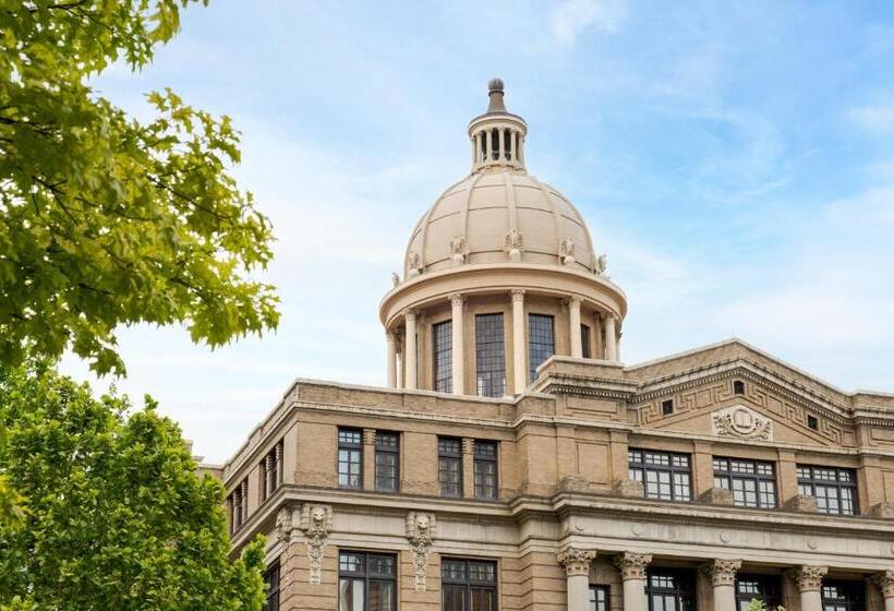 Reside Houston Downtown, A Wyndham Residence