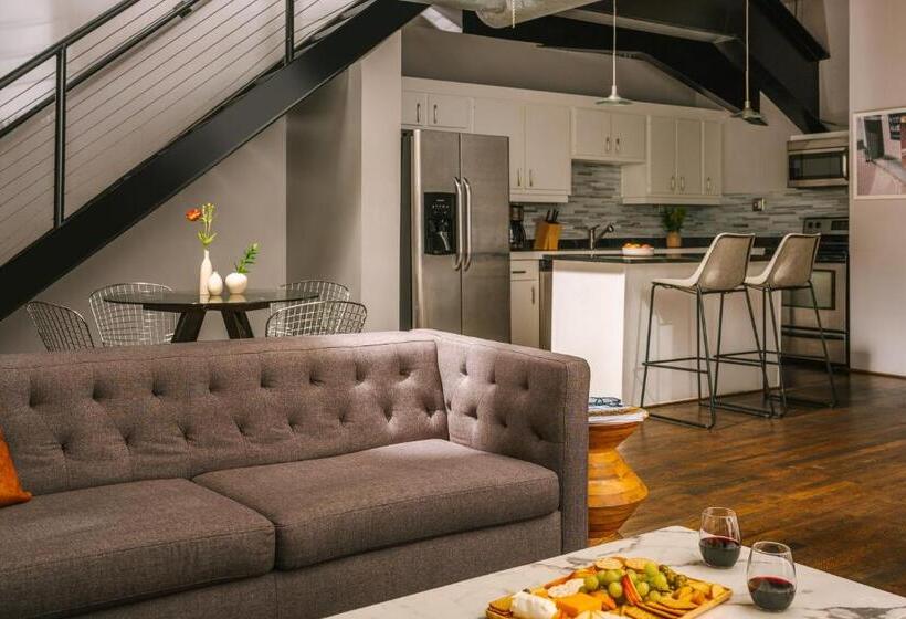 Reside Houston Downtown, A Wyndham Residence