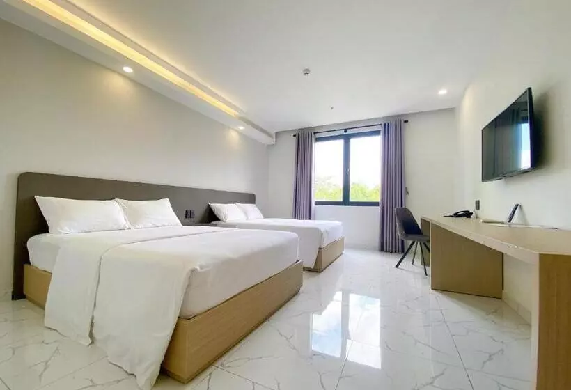 The Luxe Hotel Châu đốc